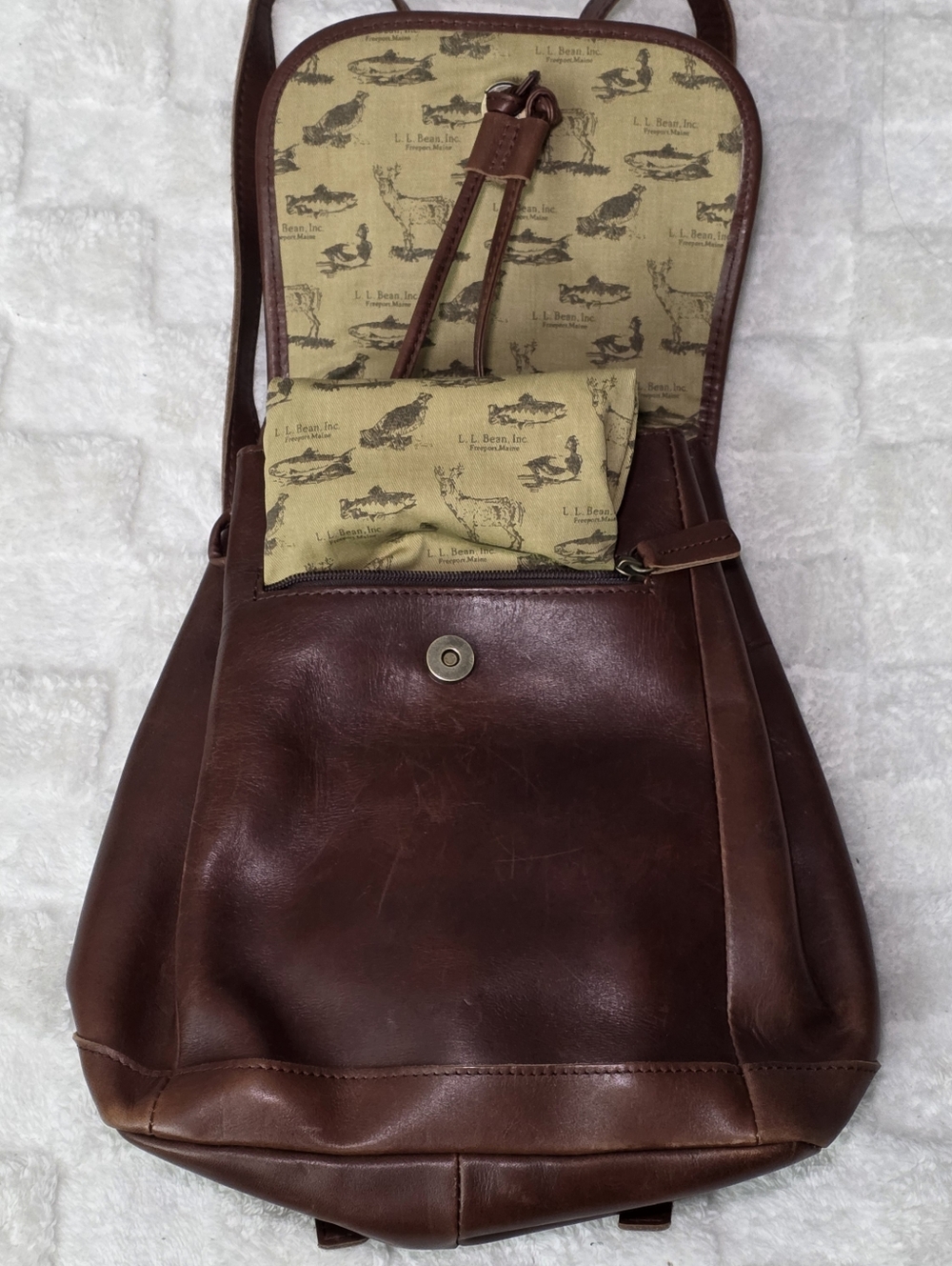 Vintage L.L. Bean Town and Field Leather Rucksack Brown - Picture 5 of 10